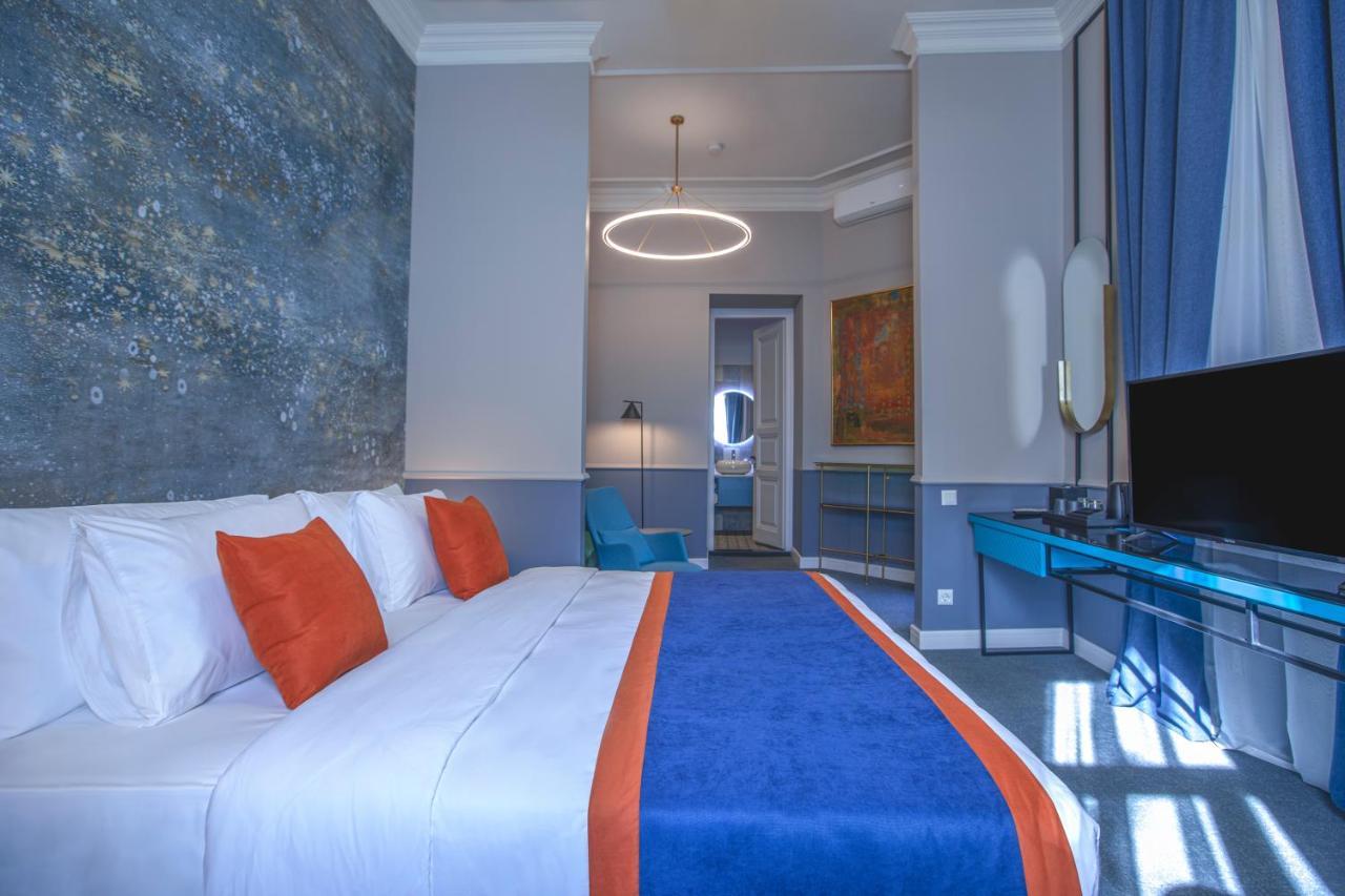 Heritage Hotel And Suites Тбилиси Екстериор снимка