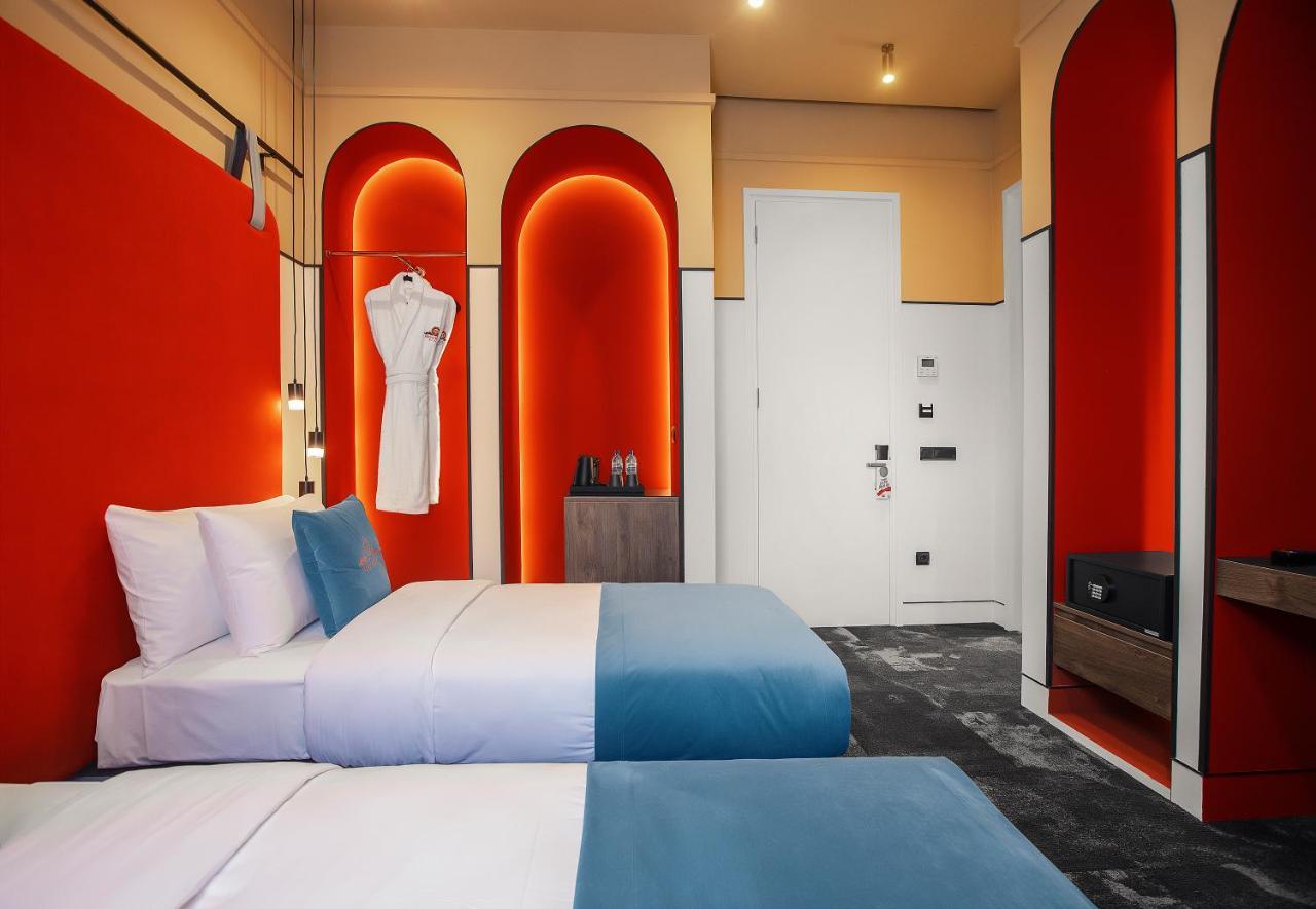 Heritage Hotel And Suites Тбилиси Екстериор снимка