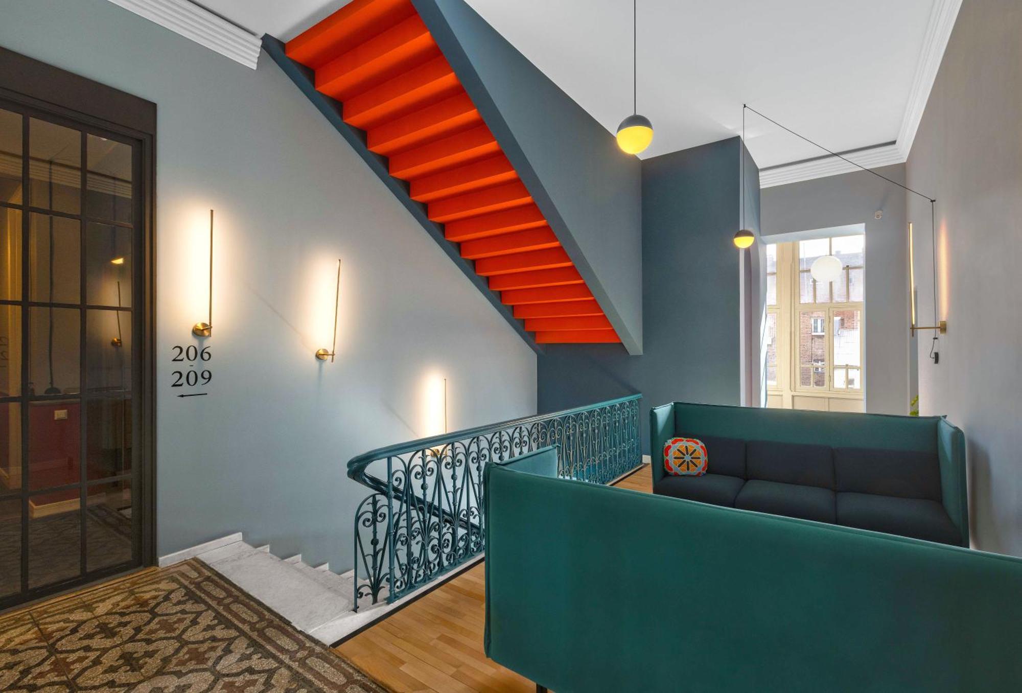 Heritage Hotel And Suites Тбилиси Екстериор снимка