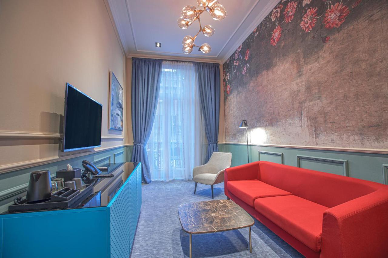 Heritage Hotel And Suites Тбилиси Екстериор снимка