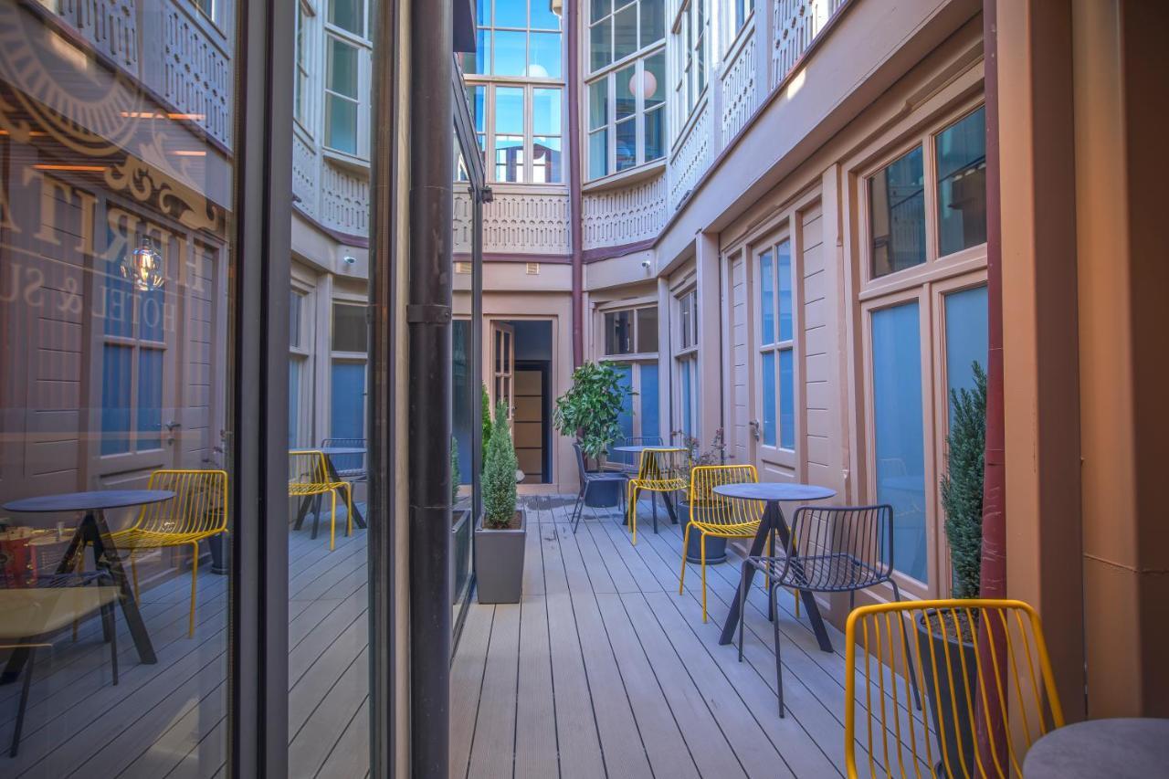Heritage Hotel And Suites Тбилиси Екстериор снимка