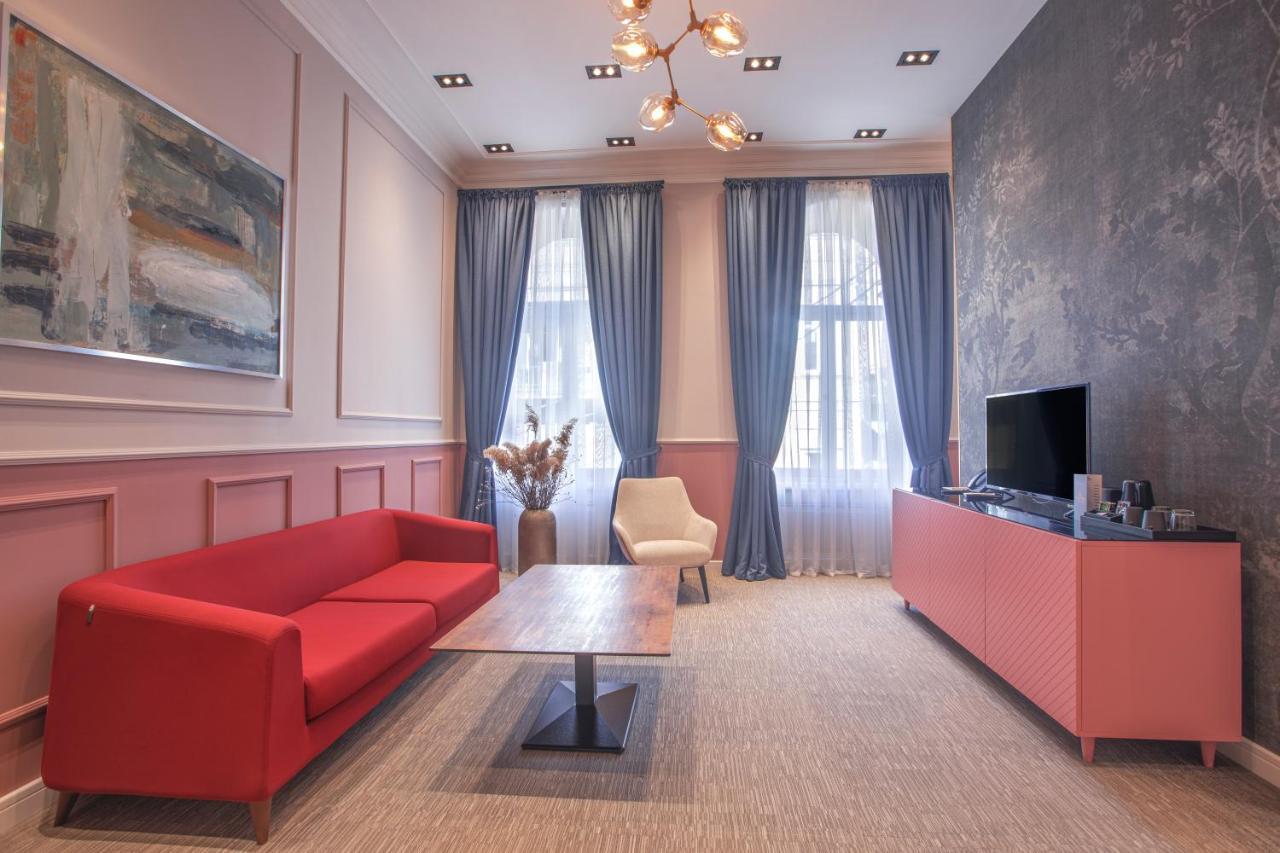 Heritage Hotel And Suites Тбилиси Екстериор снимка