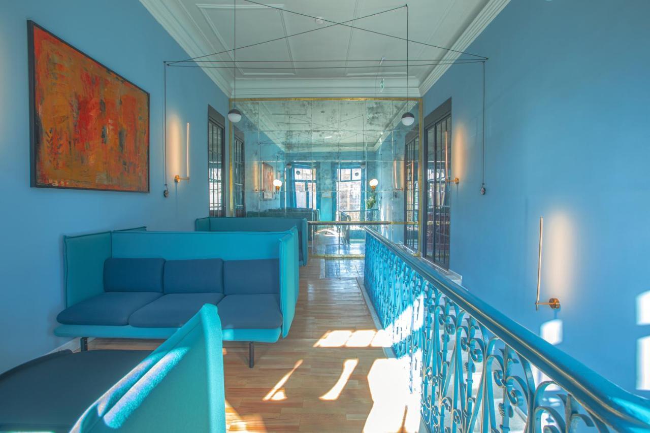 Heritage Hotel And Suites Тбилиси Екстериор снимка